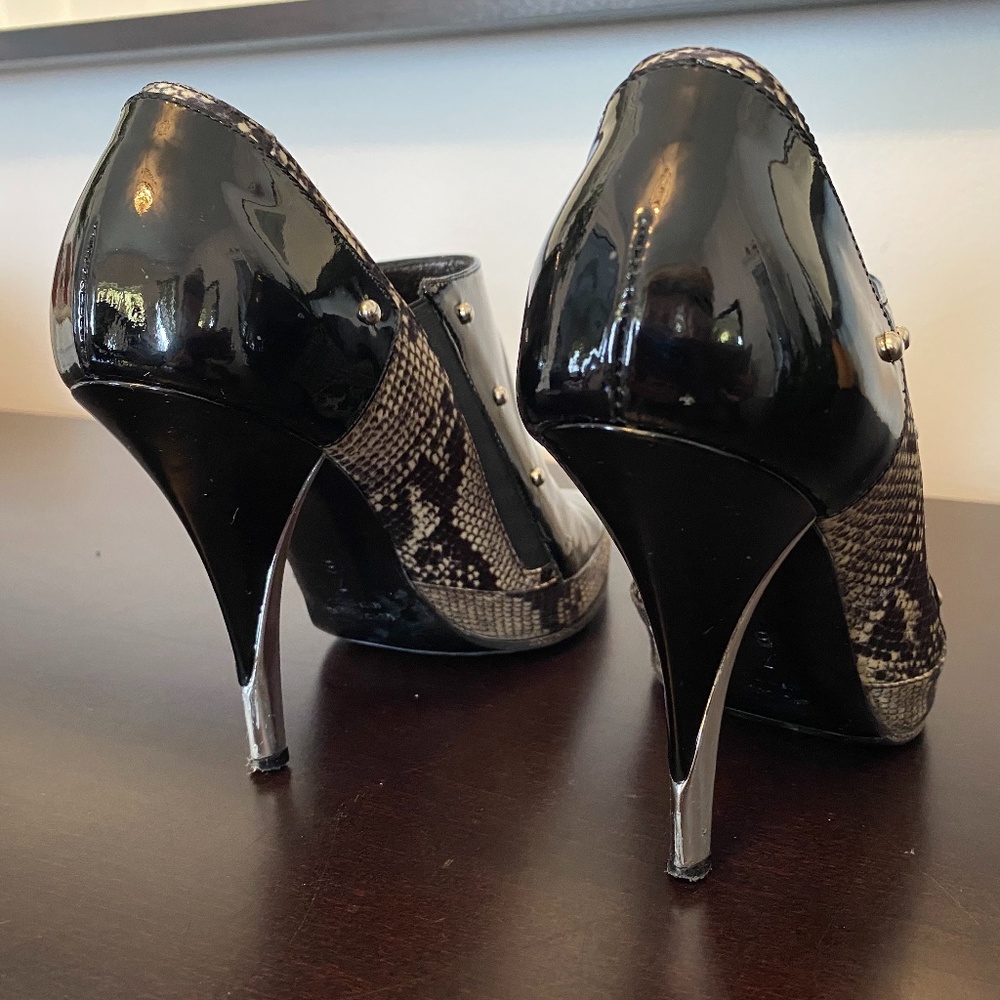 Casadei 7 Black Patent Leather Snakeskin Booties - Picture 4 of 8